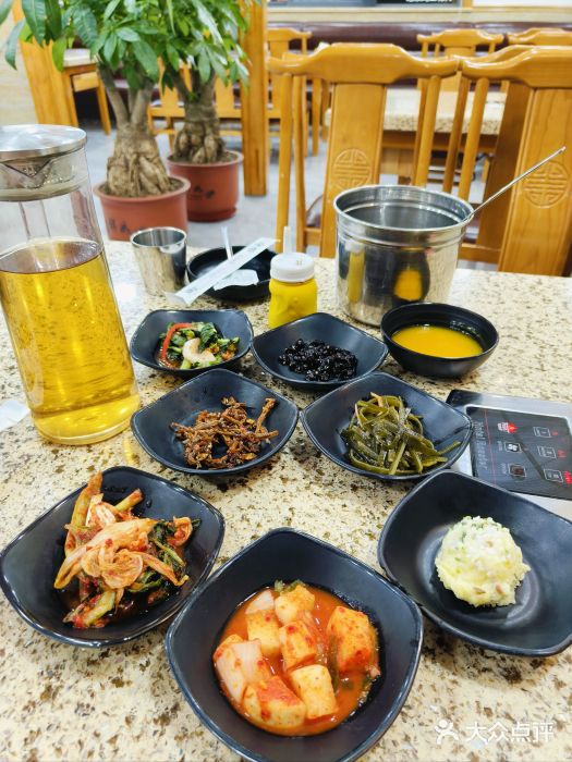 真利味·脊骨火锅·正宗韩国料理(韩乐坊店)图片