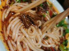 -兵哥豌豆面(雅颂居店)