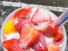 -十二中草莓冰·红豆沙冰屋(十二中店)