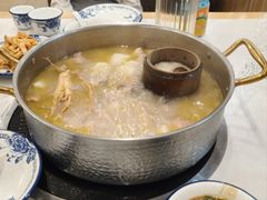 -朴小妹人参鸡汤火锅(长白山万达店)