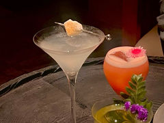 -Hideout Hookah Lounge·隐觅地
