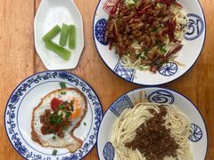 -杨伯英传统杂酱面