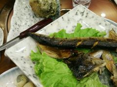 -青瓦餐厅·生鱼片·韩园烤肉(西塔店)