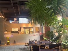 -J Create城市露营咖啡·简餐·宠物(上海动物园店)