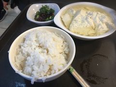 -八一路好吃街(雨田商务大厦店)