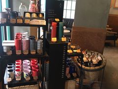-星巴克(武康路店)