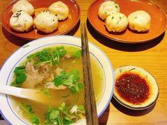 牛肉粉丝汤-鑫震源·苏式大虾生煎(山塘街店)