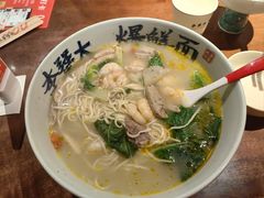 老母鸡汤虾仁面-李犟大爆鳝面·手工蟹黄包(湖滨西湖店)