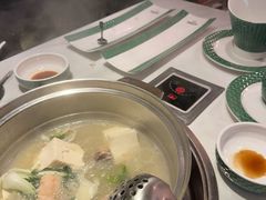 -润园四季椰子鸡火锅(海上世界店)
