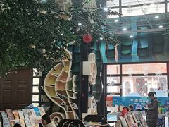 -钟书阁(松江泰晤士小镇店)