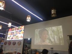 -金渝海鲜烧烤万州烤鱼店