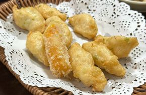 Fried Golden Rice Cake with Pork