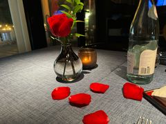 -弦月窗LUNETTE BY AMANDA(复兴路店)