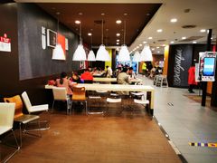 大堂-肯德基(北京南站店)