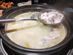 -小椒娘撒椒鱼火锅(三八广场店)
