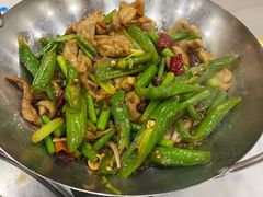 -九妹农家大铁锅东北菜(江湾店)