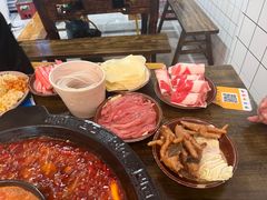 -黄潇洒老火锅(九眼桥宏济巷店)