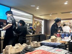 -霸王茶姬(上海恒基名人店)