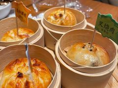 烤千层破酥包-云海肴·汽锅鸡·云南菜(天山百盛优客店)