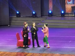 -南风大剧院莎梦二人转剧场