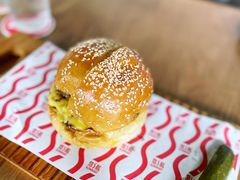 压力山大汉堡-悠航SLOWBOAT(三里屯店)