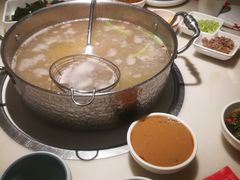 -左庭右院鲜牛肉火锅(浦江欢乐颂店)