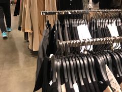 -ZARA(恒隆广场店)