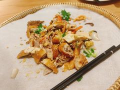 -顺风汤馆·广府粤菜(江宸天街店)