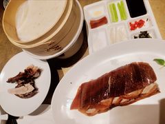 酥香嫩烤鸭-四季民福烤鸭店(西单华威约饭街店)