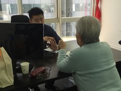 宝山老人配助听器现场-宁耳听力助听器奥迪康·峰力·西门子(宝山店)