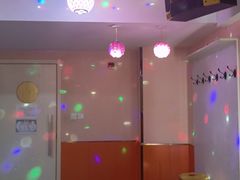 -唯爱KTV聚会餐厅(仙林东城汇店)