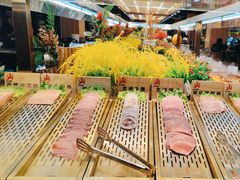 -新艺自助美食城(中山路店)