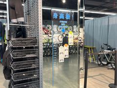 -迪卡侬(西三旗店)