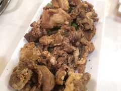 -三头牛·潮汕牛肉生蚝火锅 (夏湾店)