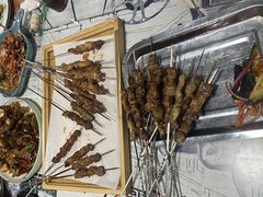 -泉哥小平房串店