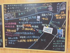 -闲隅江景艺术酒店(解放碑洪崖洞总店)