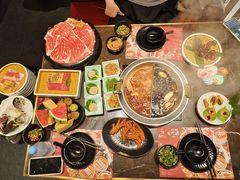 -一绪に和牛寿喜烧(罗湖益田假日店)