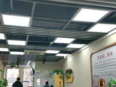 大堂-筋饼豆腐脑一绝