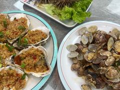 -老地方啤酒屋·海鲜青岛菜大排档(台东步行街店)
