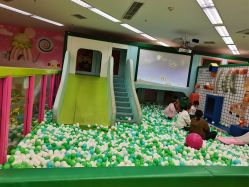 -孩子王童乐园(绵阳涪城万达店)