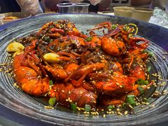 -肥肥虾庄·金牌油焖大虾(首义路店)