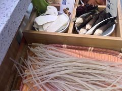 -阿婆情腊排骨火锅(金虹路店)