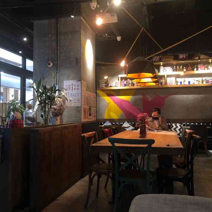威雀西班牙餐厅viechat(学则路店)-"被很多朋友种草威雀西班牙餐厅,说