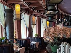 -八府香鸭·啫啫煲(华山路店)