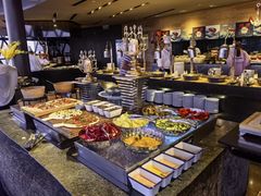 -东方明珠·空中旋转餐厅