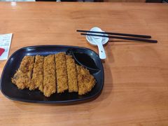 -莱莱小笼·乔艾