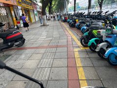 -阿捡忭京炸鸡(长沙韭菜园总店)