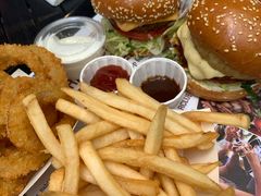 -The Habit Burger Grill 哈比特汉堡(爱琴海店)