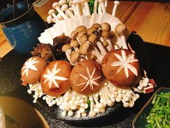 -湊湊火锅·茶憩(上海合生汇店)