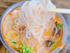 鸡汤豆腐-花儿姐与战哥的美食档